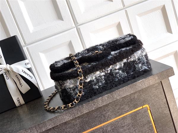 2026131214252624 900